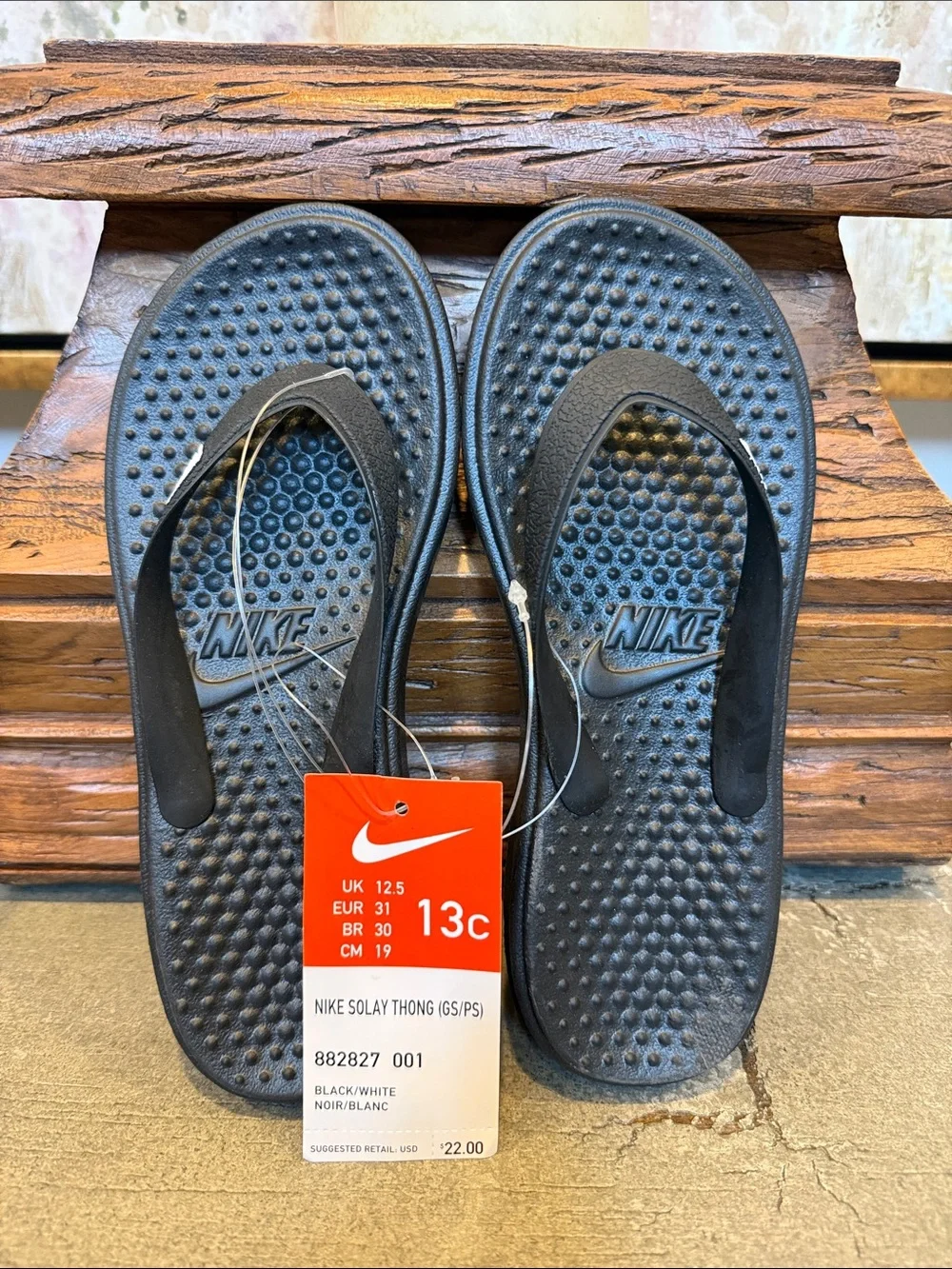 NWT Nike Solay Thong size 13
